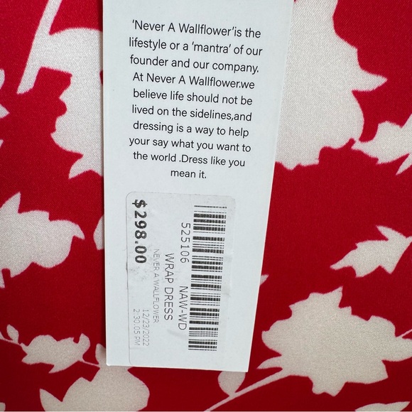 Never a Wallflower Floral Mini Wrap Dress Silk Blend NWT $298 Small - Picture 5 of 7